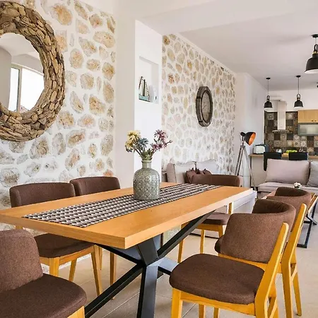 Cohilli Villa *